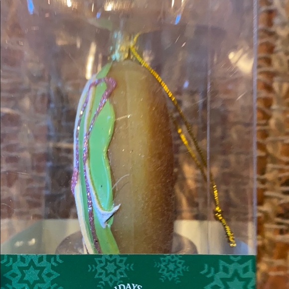 New Doughnut Kurt Adler Food Ornament - Picture 5 of 5